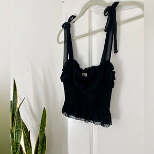 Aritzia Wilfred Sleeveless Blouse